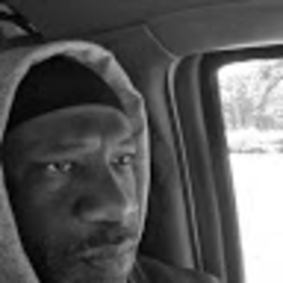 Meet your Posher, Essec - Picture 1 of 1